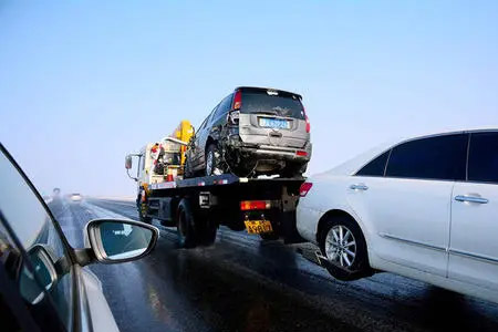 甘南州事故拖车道路救援拖车价格收费标准